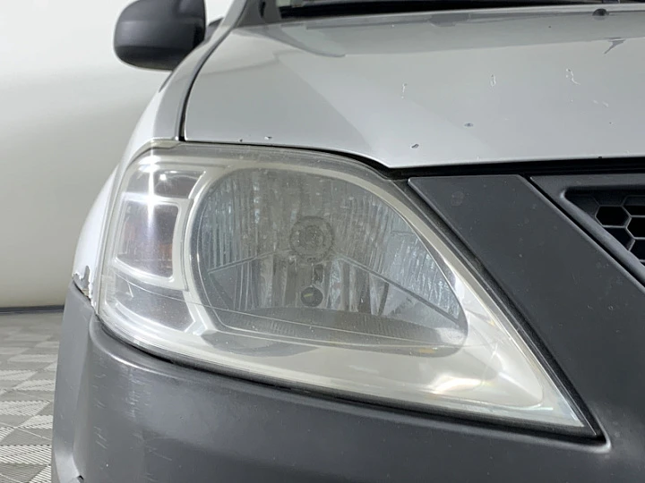 Lada Largus 1.6, 2013 года, Механика, Серебристый