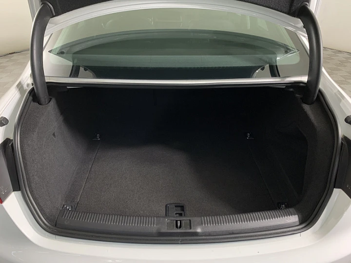 AUDI A4 2, 2013 года, Вариатор, БЕЛЫЙ