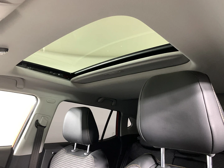 МОСКВИЧ 3 1.5, 2023 года, Вариатор, КРАСНЫЙ