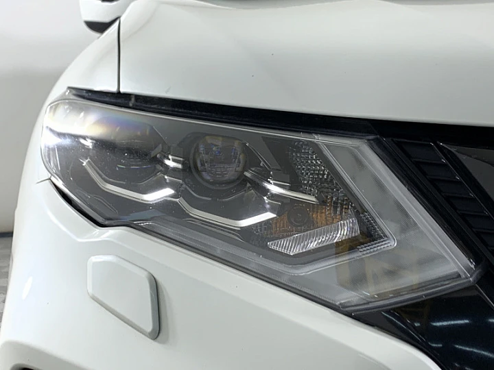 NISSAN X-Trail 2.5, 2019 года, Вариатор, БЕЛЫЙ