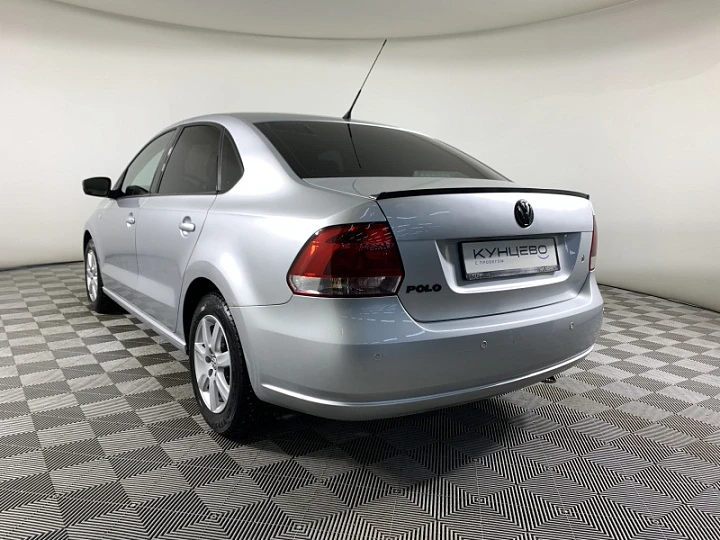 VOLKSWAGEN Polo 1.6, 2011 года, Автоматическая, Серебристый