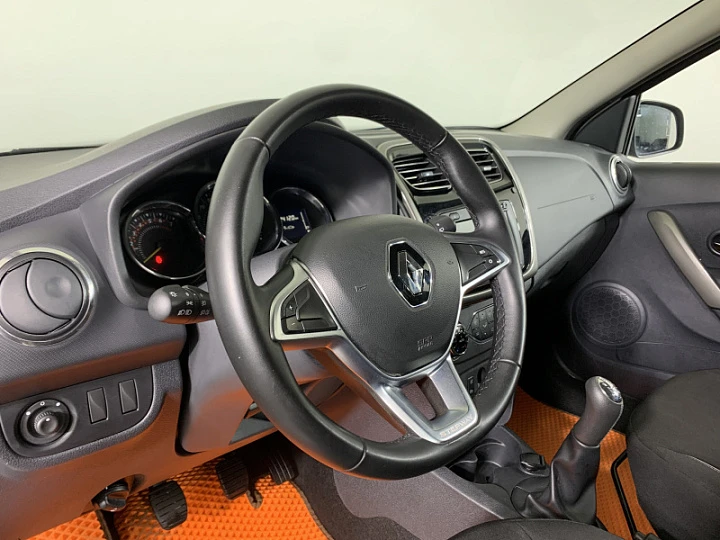 RENAULT Sandero Stepway 1.6, 2019 года, Механика, БЕЖЕВЫЙ