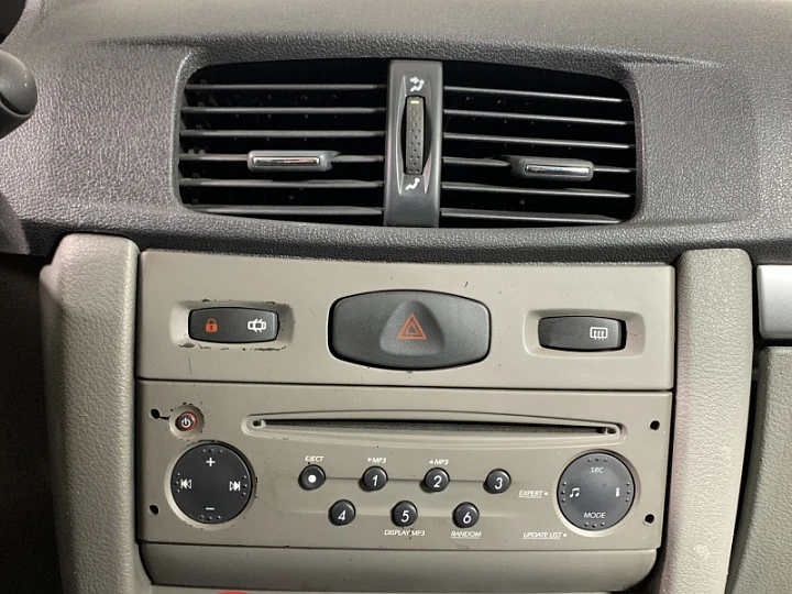 Рено Симбол 2010