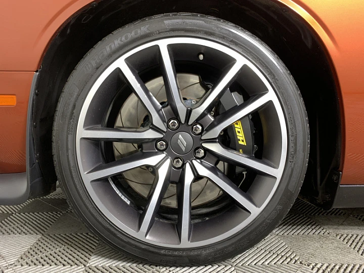 DODGE Challenger 5.7, 2020 года, Автоматическая, ОРАНЖЕВЫЙ