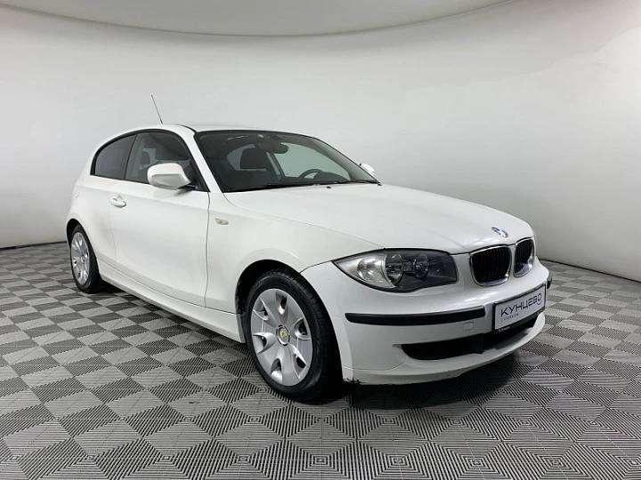 BMW 1 ���������� �������������� � 2004 ����