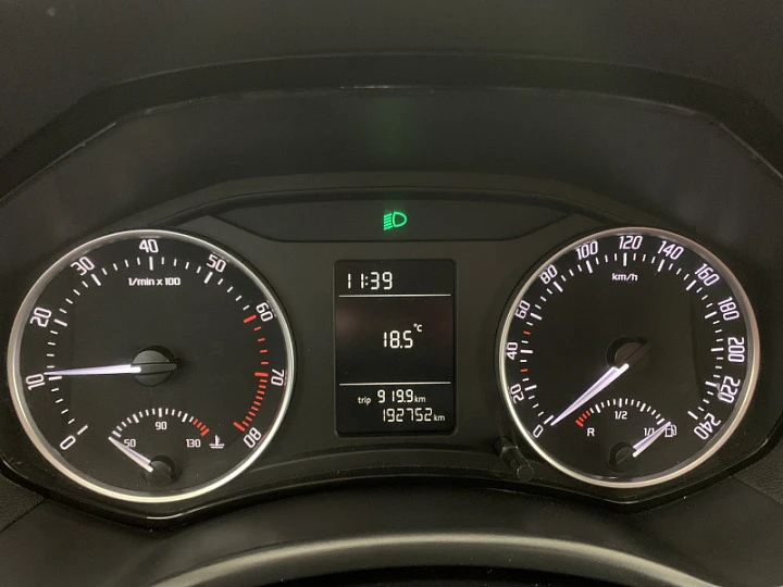 SKODA Octavia 1.4, 2012 года, Механика, БЕЛЫЙ