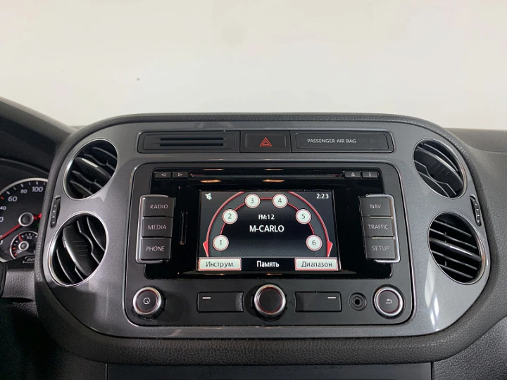 VOLKSWAGEN Tiguan 2, 2015 года, Автоматическая, КОРИЧНЕВЫЙ