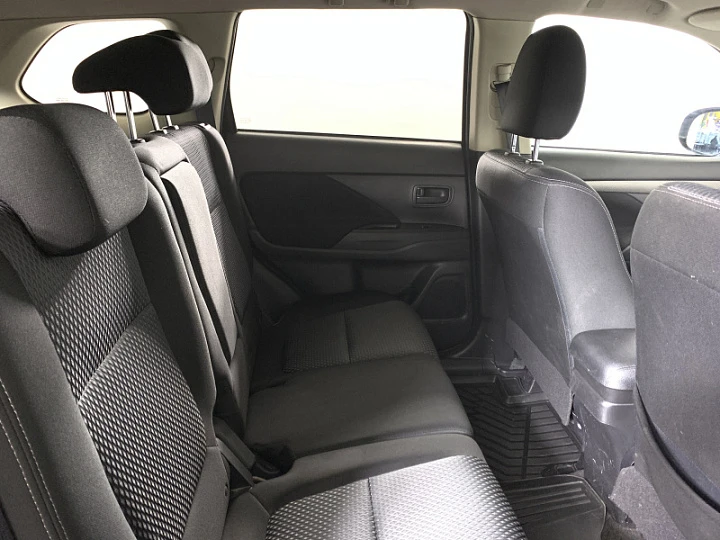 MITSUBISHI Outlander 2, 2018 года, Автоматическая, ЧЕРНЫЙ