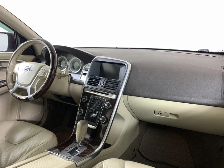 VOLVO XC60 2.4, 2011 года, Автоматическая, КРАСНЫЙ
