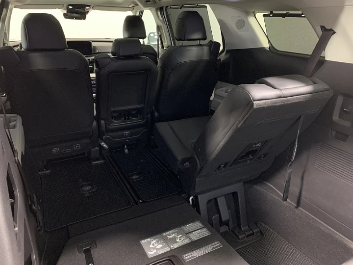 KIA Carnival 2.2, 2021 года, Автоматическая, БЕЛЫЙ