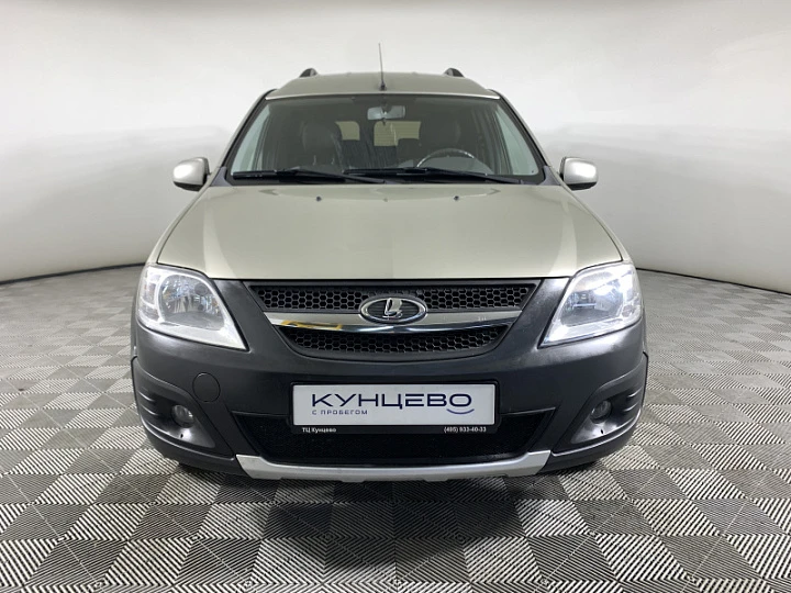 LADA (ВАЗ) Largus Cross 1.6, 2018 года, Механика, Серо-бежевый