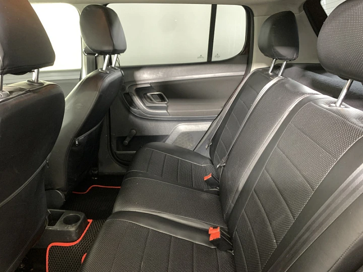 SKODA Fabia 1.2, 2013 года, Механика, ТЕМНО-БОРДОВЫЙ