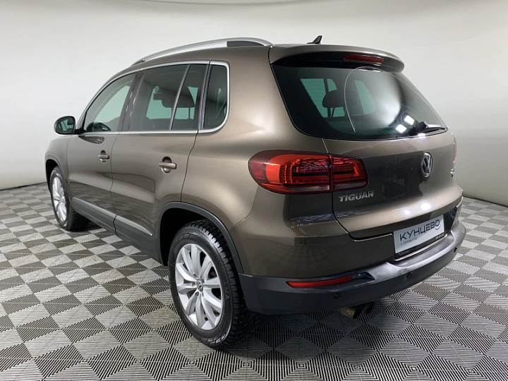 VOLKSWAGEN Tiguan 2, 2015 года, Автоматическая, КОРИЧНЕВЫЙ