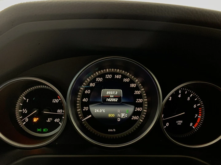MERCEDES-BENZ E-Класс 2, 2014 года, Автоматическая, КРАСНЫЙ