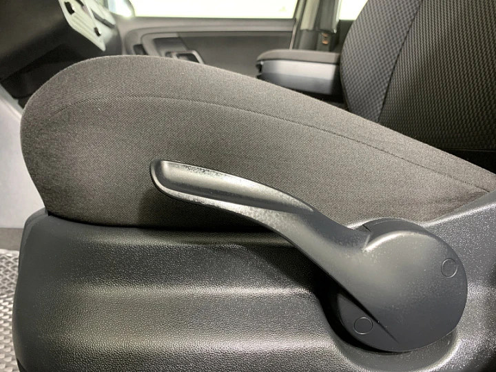 SKODA Fabia 1.6, 2011 года, Автоматическая, СЕРЫЙ